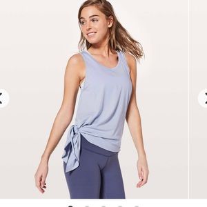 Lululemon To the Point Tank Top 12 M Coral Pink